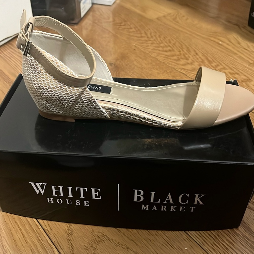 WHBM Kona sandals